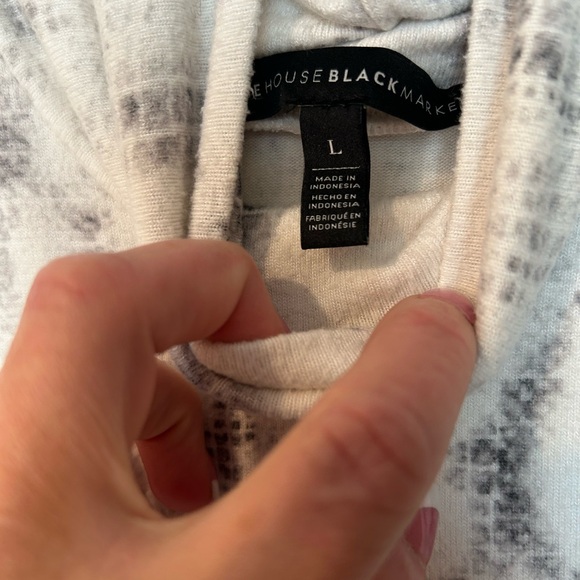 WHBM Python Print Turtleneck Tunic & Coverup - Picture 4 of 6